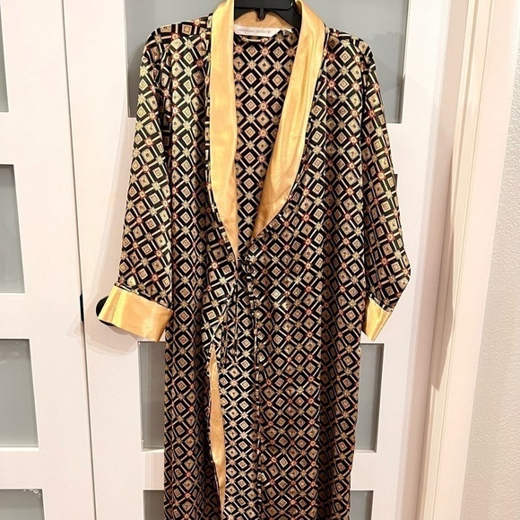 Victoria’s SECRET vintage robe. Size XS - Picture 1 of 7